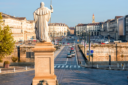 Vivere a Torino e e spostarsi con l'auto a noleggio